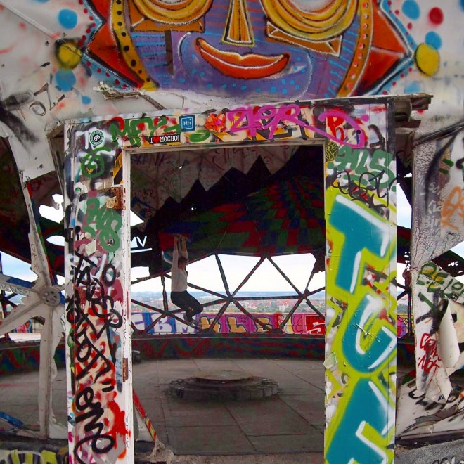 Hanging around in Teufeslberg, Berlin